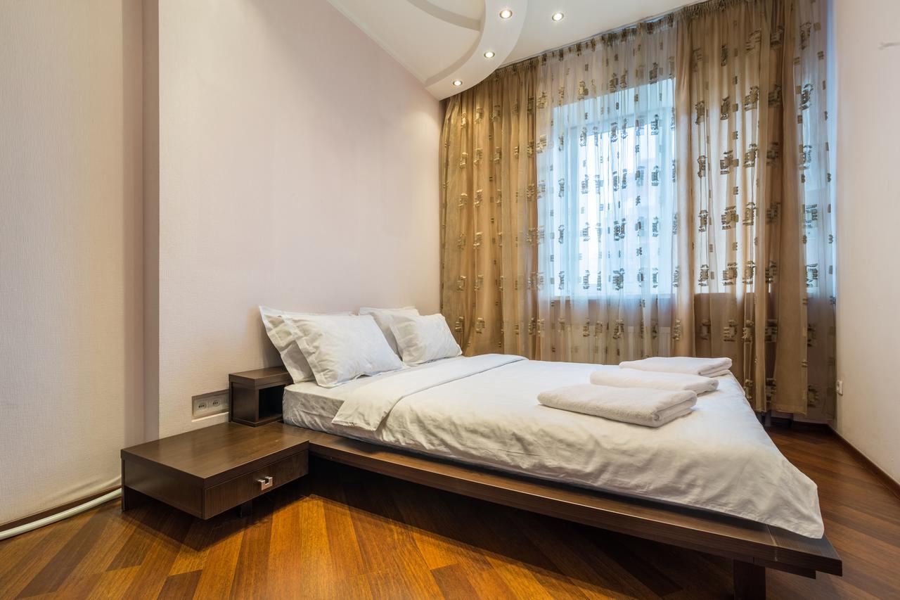 Lux Near Most City With Panoramic Windows Днепър Екстериор снимка